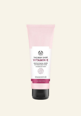 Vitamin E Gentle Facial Wash 125 ML